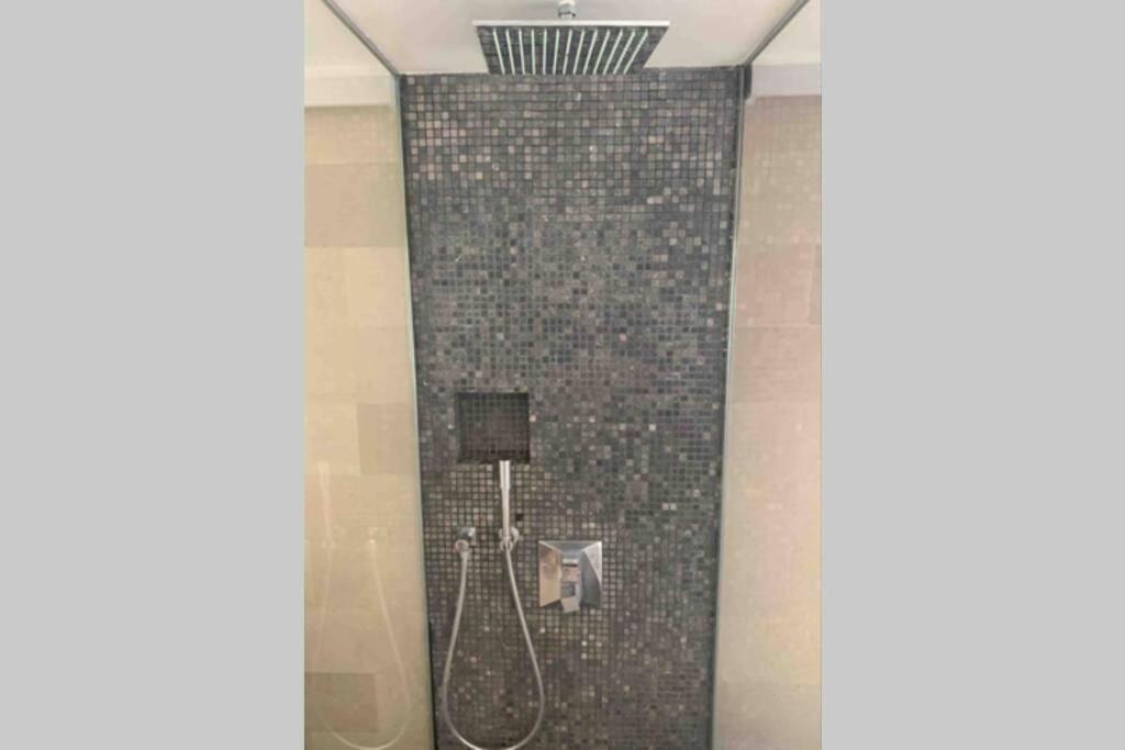 George Apartment In Neuilly מראה חיצוני תמונה