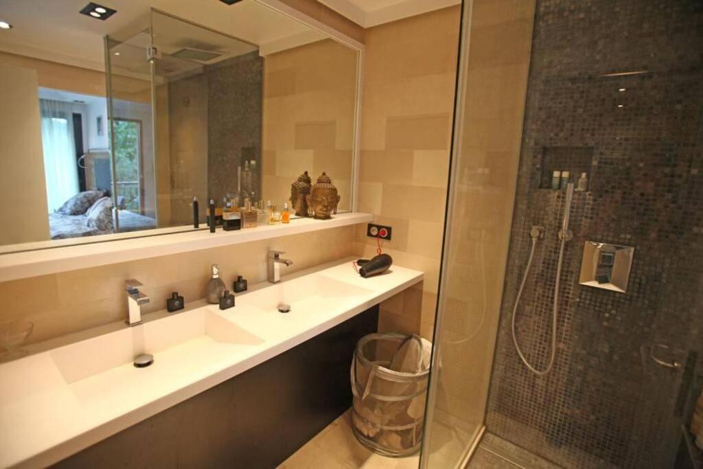 George Apartment In Neuilly מראה חיצוני תמונה