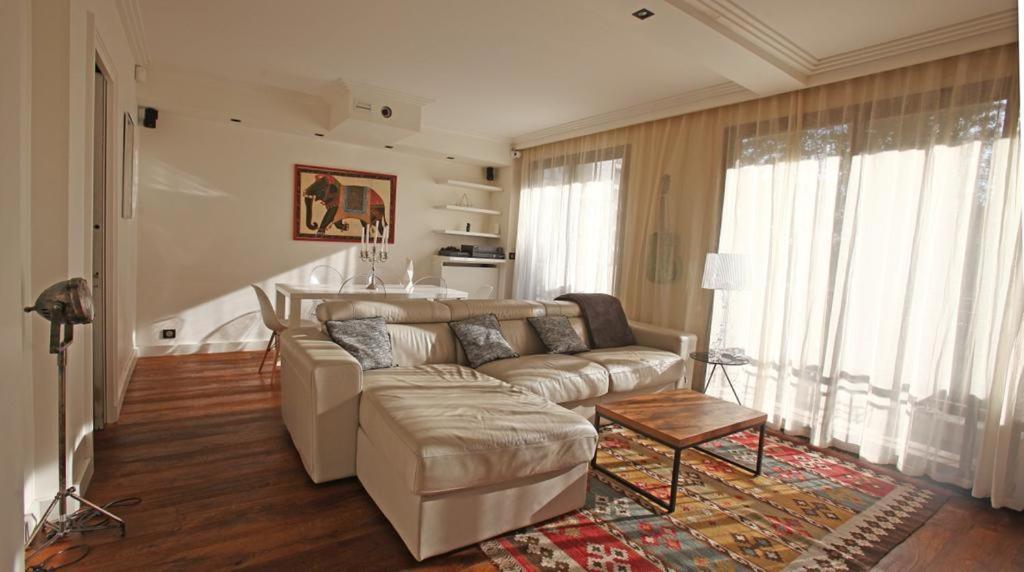 George Apartment In Neuilly מראה חיצוני תמונה